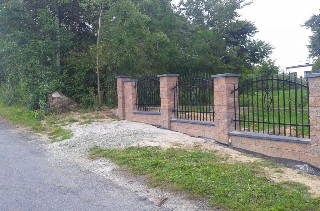 Ogrodzenie z Bloczków Tomice